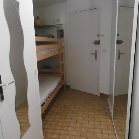 Διαμέρισμα A Avec Parking, Acces Plage, Pour 4 Personnes - Fr-1-472-152 *