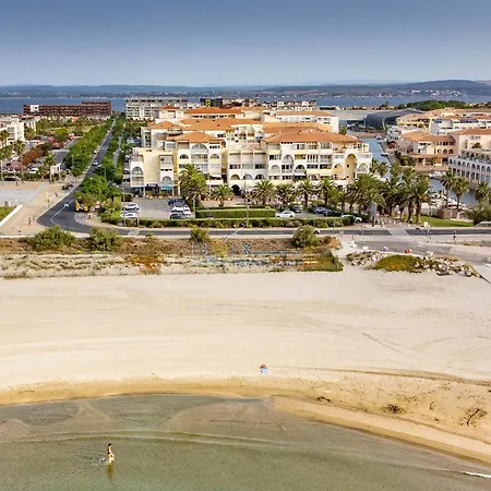 Charmant studio cabine à Sète avec parking, accès plage, pour 4 personnes - FR-1-472-152 Appartement *